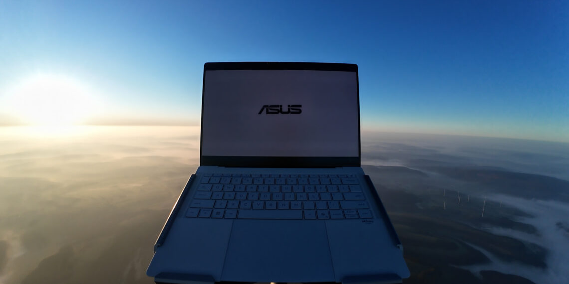 ASUS ExpertBook Ultra Survives Extreme Altitude Test Above Everest